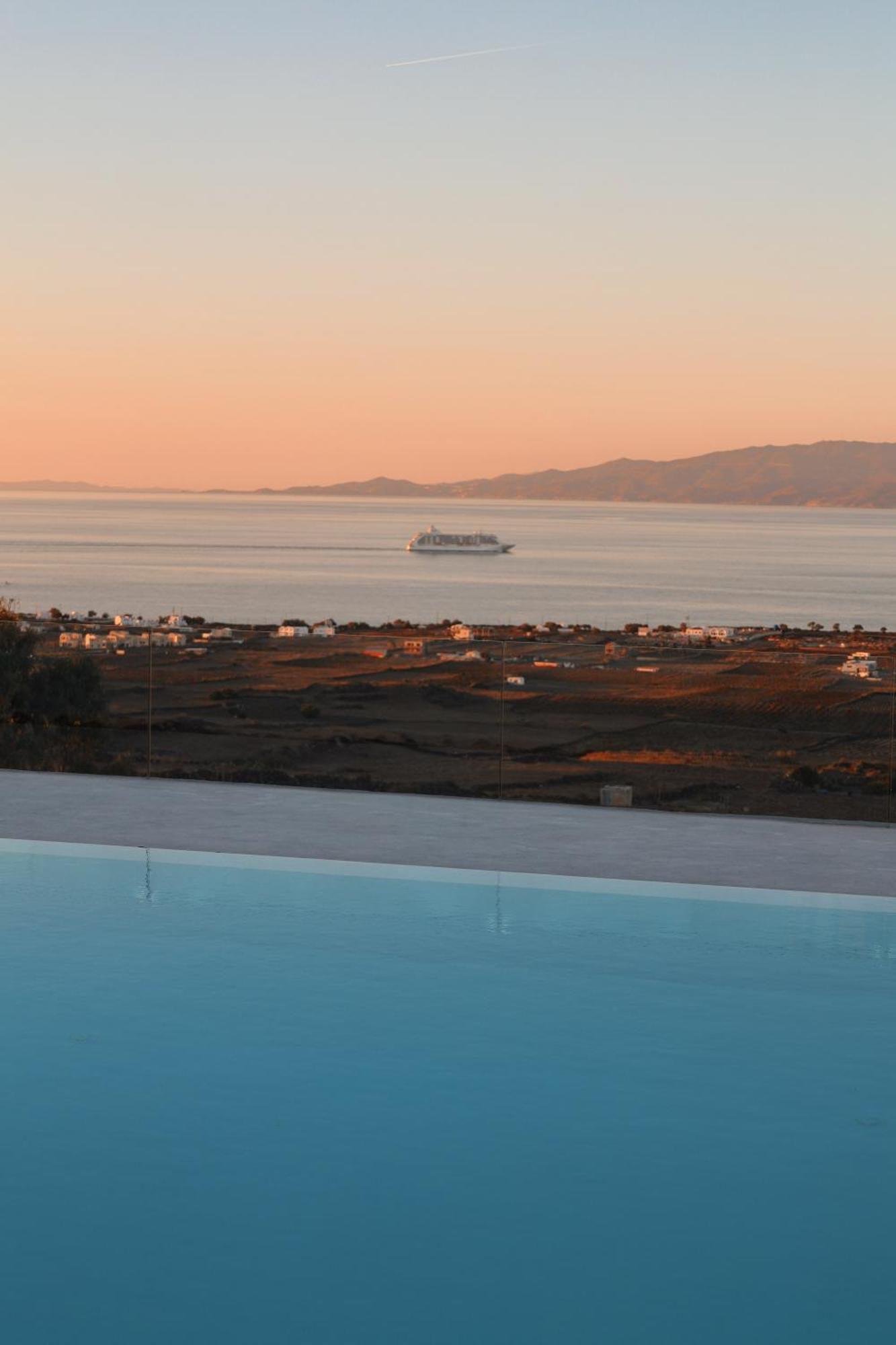North Wind Luxury Suites Oia  Luaran gambar